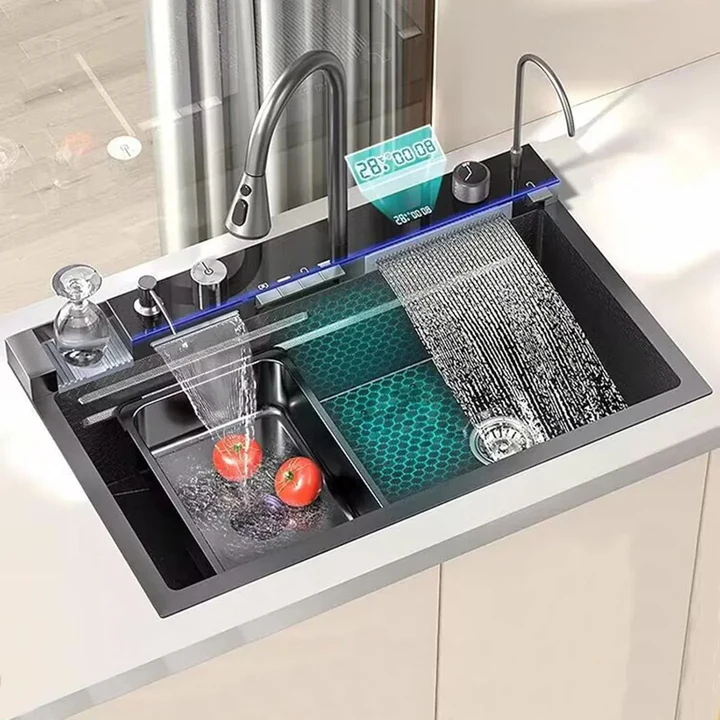 Baterie chiuvetă cromată